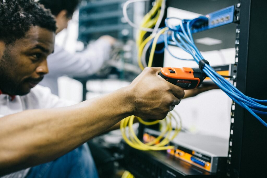 pexels-field-engineer-147254-442151